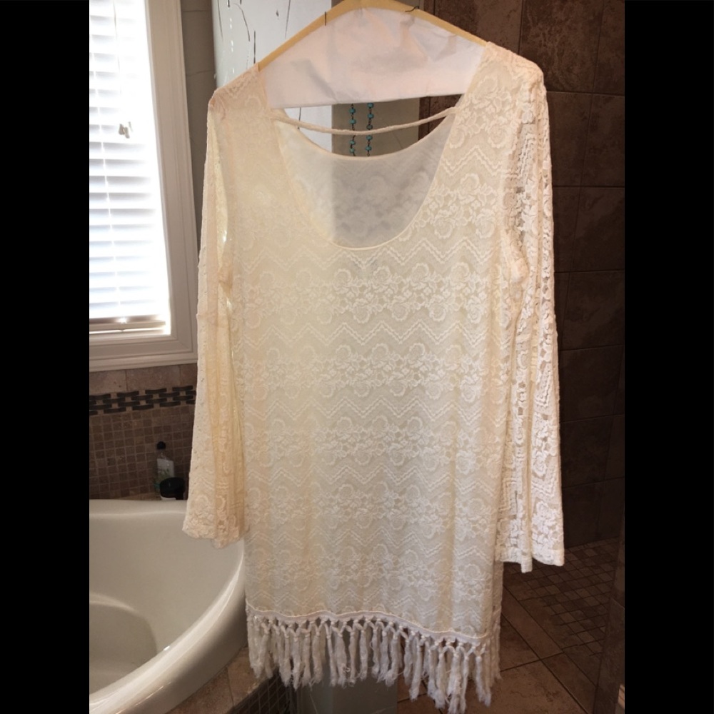 Beautiful lace dress. One size.